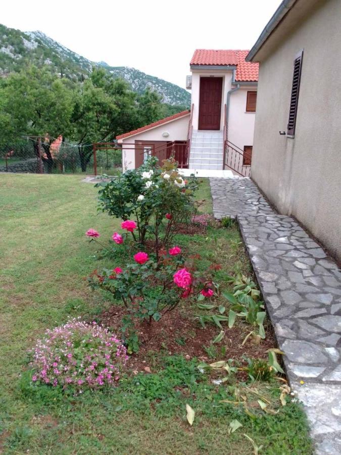 Apartmani Gracijela Karlobag Εξωτερικό φωτογραφία